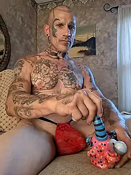 Snapshot of Casey884life chatting on August 5, 2026, 8:33 pm Casey884life online show from August 5, 2026, 8:33 pm