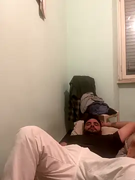 andrea92roma online show from November 6, 2025, 5:58 pm