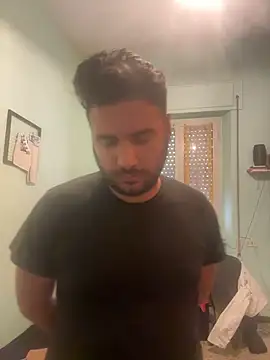 andrea92roma online show from November 7, 2025, 10:15 am