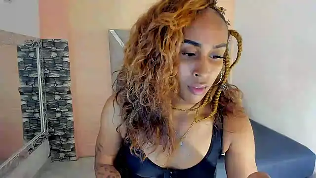 CarameloCeron online show from December 11, 2024, 8:18 pm