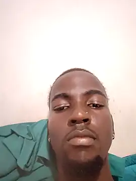 Jheronn28 online show from November 17, 2025, 8:03 pm