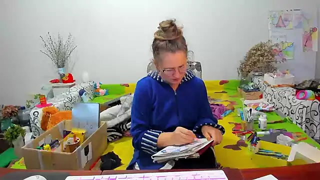 Snapshot of IamYourNarcotic chatting on December 12, 2024, 2:33 pm IamYourNarcotic online show from December 12, 2024, 2:33 pm