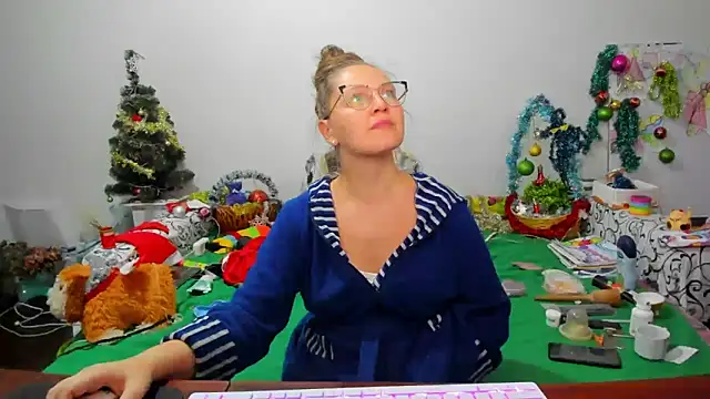 Snapshot of IamYourNarcotic chatting on January 18, 2025, 3:59 pm IamYourNarcotic online show from January 18, 2025, 3:59 pm