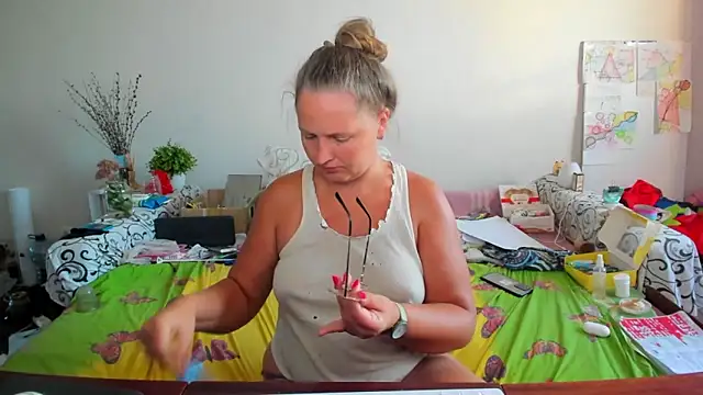 Snapshot of IamYourNarcotic chatting on September 22, 2025, 3:03 pm IamYourNarcotic online show from September 22, 2025, 3:03 pm