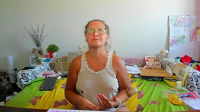 Snapshot of IamYourNarcotic chatting on September 23, 2025, 12:08 pm IamYourNarcotic online show from September 23, 2025, 12:08 pm