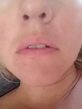 Mllesha74000 online show from October 1, 2025, 2:34 pm