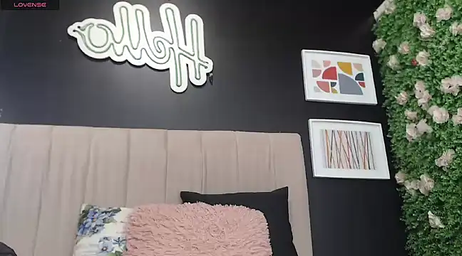 Sharloth milf online show from January 29, 2025, 8:25 pm