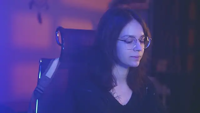 alyssa sweet online show from February 25, 2026, 4:44 am