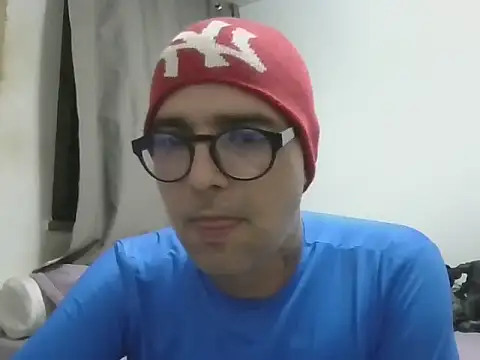 Brino-Nandes online show from November 10, 2025, 4:33 am