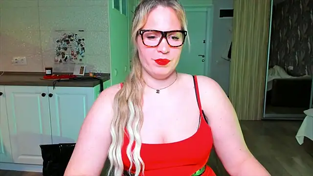 HotTiffani online show from February 27, 2026, 5:35 pm