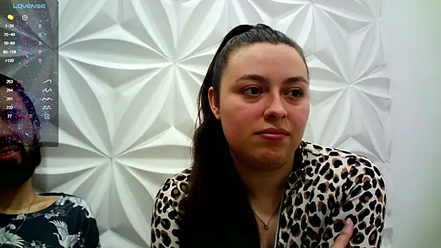 jerryandjessica online show from October 13, 2025, 10:32 pm