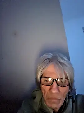 Snapshot of InMeinenMund chatting on March 25, 2026, 7:09 pm InMeinenMund online show from March 25, 2026, 7:09 pm