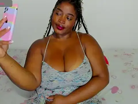 NinaGrey  online show from September 30, 2025, 11:32 pm