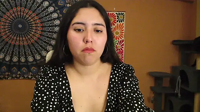 IntimateTales online show from January 5, 2025, 5:09 pm