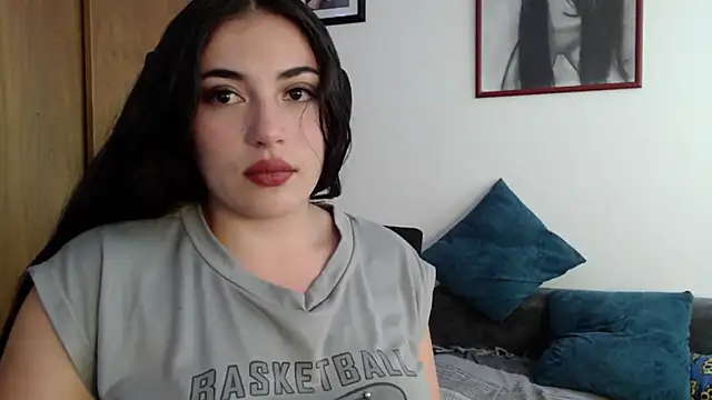 Honey Aynur20 online show from September 11, 2025, 6:08 pm