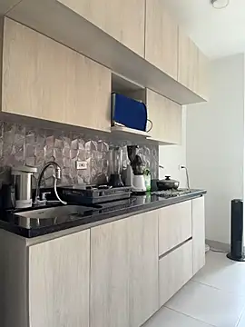 emma andrew1 online show from March 25, 2026, 4:35 pm