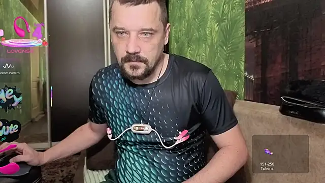 DanielOhCool online show from October 14, 2025, 7:31 am