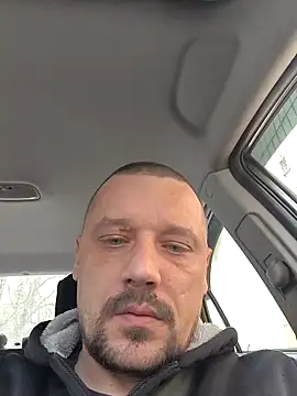 DanielOhCool online show from April 11, 2026, 7:45 am