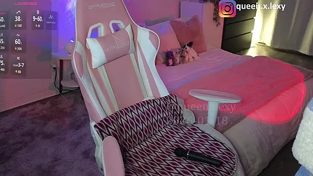 queenxlexy online show from January 18, 2026, 9:51 pm