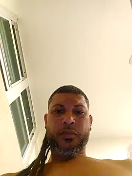 Snapshot of tropikboy chatting on October 28, 2025, 9:57 am tropikboy online show from October 28, 2025, 9:57 am