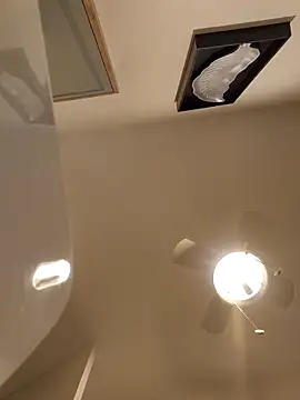 tropikboy online show from March 25, 2026, 9:48 am