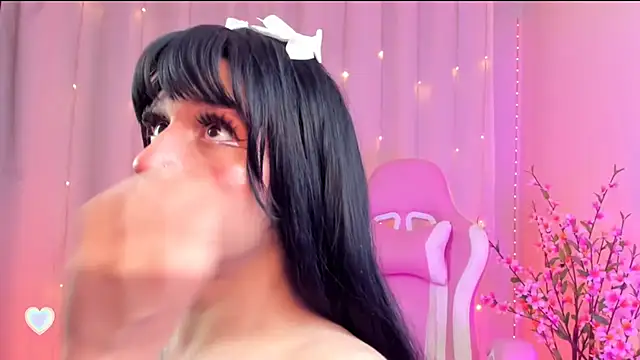 Snapshot of rosseblondee chatting on September 27, 2025, 9:42 pm rosseblondee online show from September 27, 2025, 9:42 pm