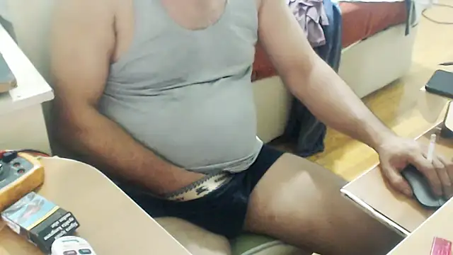 LiONTURK online show from September 26, 2025, 5:28 pm