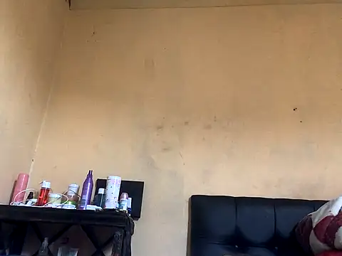 Wonderfulrose online show from September 19, 2025, 2:18 pm