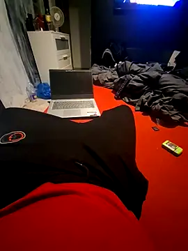 borooooo5 online show from November 10, 2025, 8:41 pm