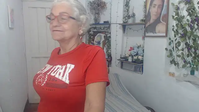 FunnyGrandma online show from September 21, 2025, 1:40 am