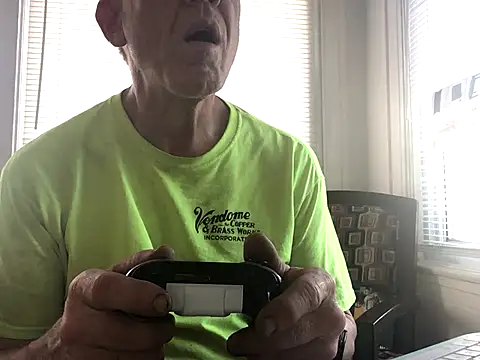 Jcharlesnew69xh online show from October 2, 2025, 9:33 pm