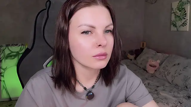 Your Sweet Lilu online show from April 6, 2026, 1:23 pm