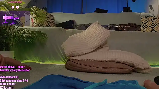 Snapshot of Sonya_Keller_new chatting on October 18, 2025, 8:20 pm Sonya Keller new online show from October 18, 2025, 8:20 pm