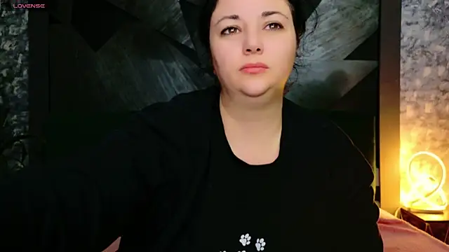 Snapshot of AleshaArabian chatting on December 29, 2024, 8:15 pm AleshaArabian online show from December 29, 2024, 8:15 pm