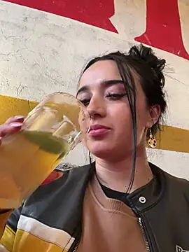 EmmyEvans1 online show from February 17, 2025, 10:47 pm