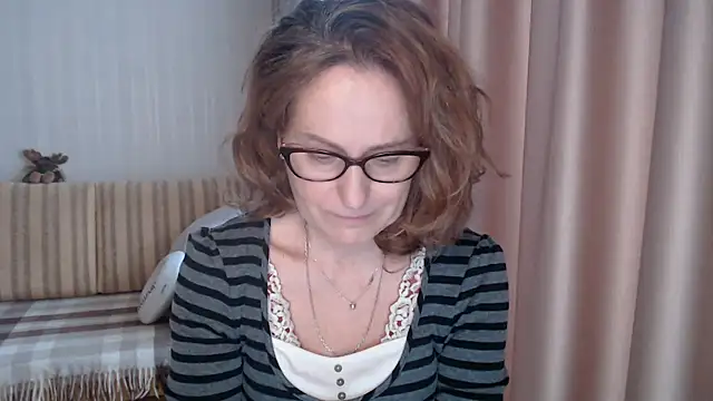 lauraoven online show from February 14, 2025, 8:31 am