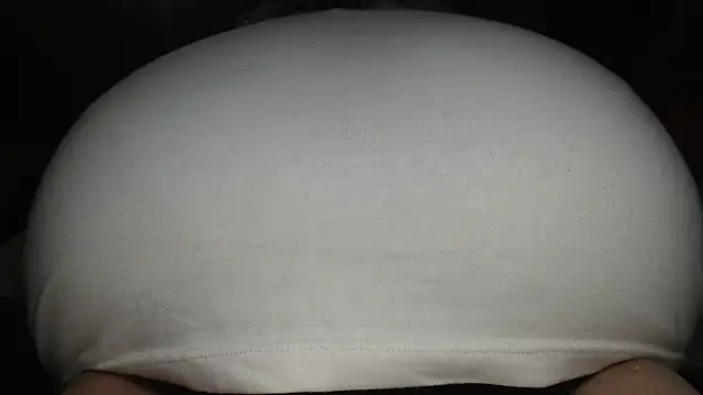 prettyangelsquirt online show from January 13, 2025, 8:48 pm