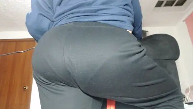 prettyangelsquirt online show from January 31, 2025, 1:56 pm