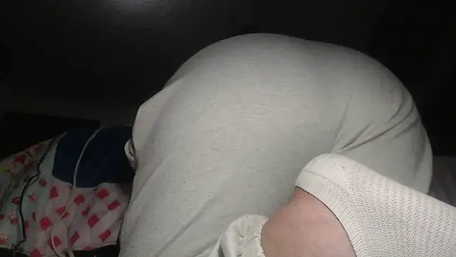 prettyangelsquirt online show from November 27, 2025, 9:50 pm