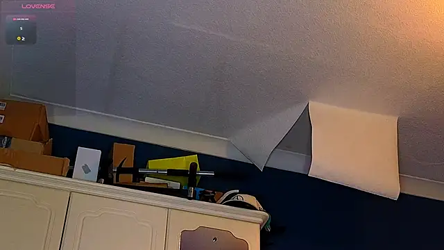 Kinky JXD online show from December 7, 2024, 4:03 pm