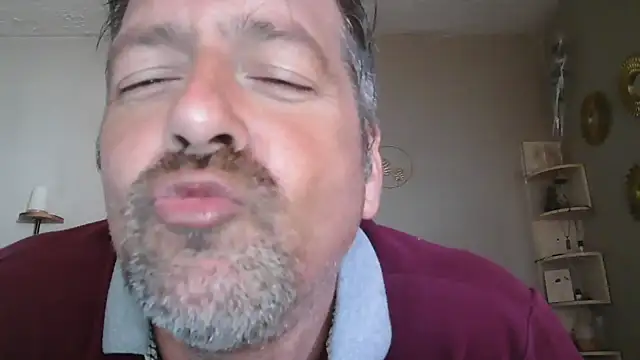 matrikes1 online show from September 28, 2025, 2:00 pm