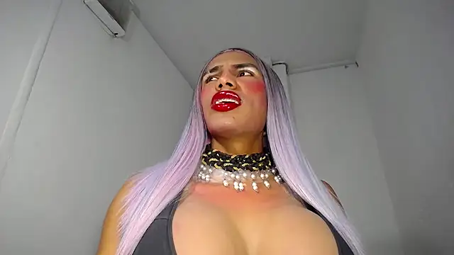 paulabigcock online show from February 27, 2025, 2:42 am