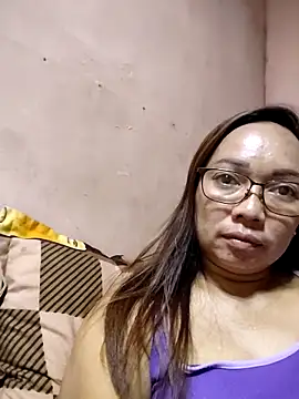 asianwet4u online show from April 5, 2026, 4:37 pm