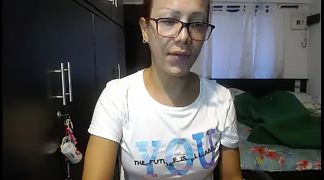 sensual nataliee online show from December 25, 2024, 10:16 pm