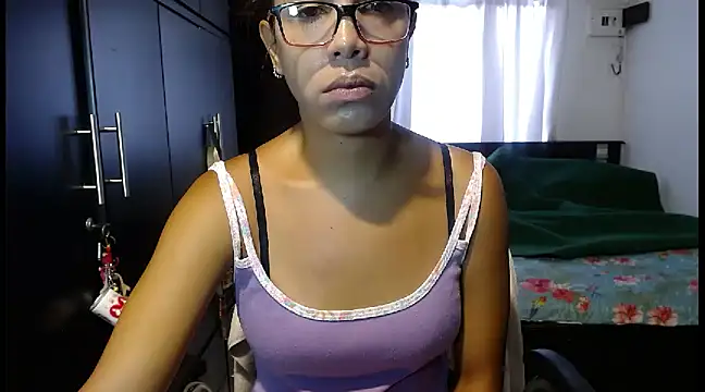 sensual nataliee online show from December 29, 2024, 4:40 pm