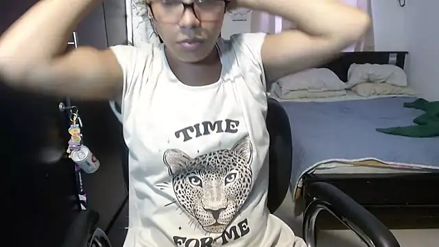 sensual nataliee online show from January 13, 2025, 5:55 pm