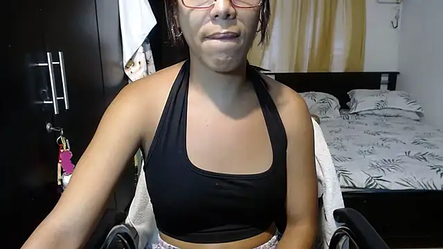 sensual nataliee online show from February 12, 2025, 10:26 pm