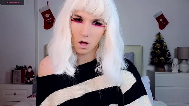 Snapshot of HelenSpellman chatting on January 9, 2025, 5:34 am HelenSpellman online show from January 9, 2025, 5:34 am