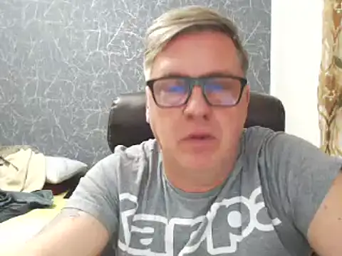 RobertStripX online show from February 3, 2025, 2:45 pm