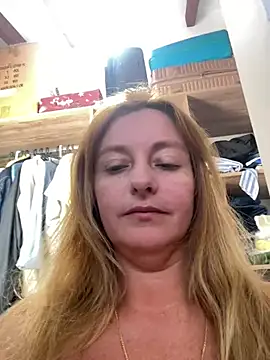 Snapshot of moniquerainx chatting on June 27, 2026, 3:28 pm moniquerainx online show from June 27, 2026, 3:28 pm